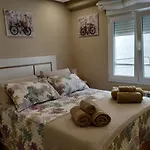 Apartman El Capricho - Lujo Y Confort En El Centro Con Parking Incluido