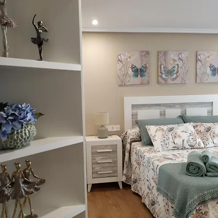El Capricho Centro By Apartamentos Turisticos El Capricho Gijon خيخون